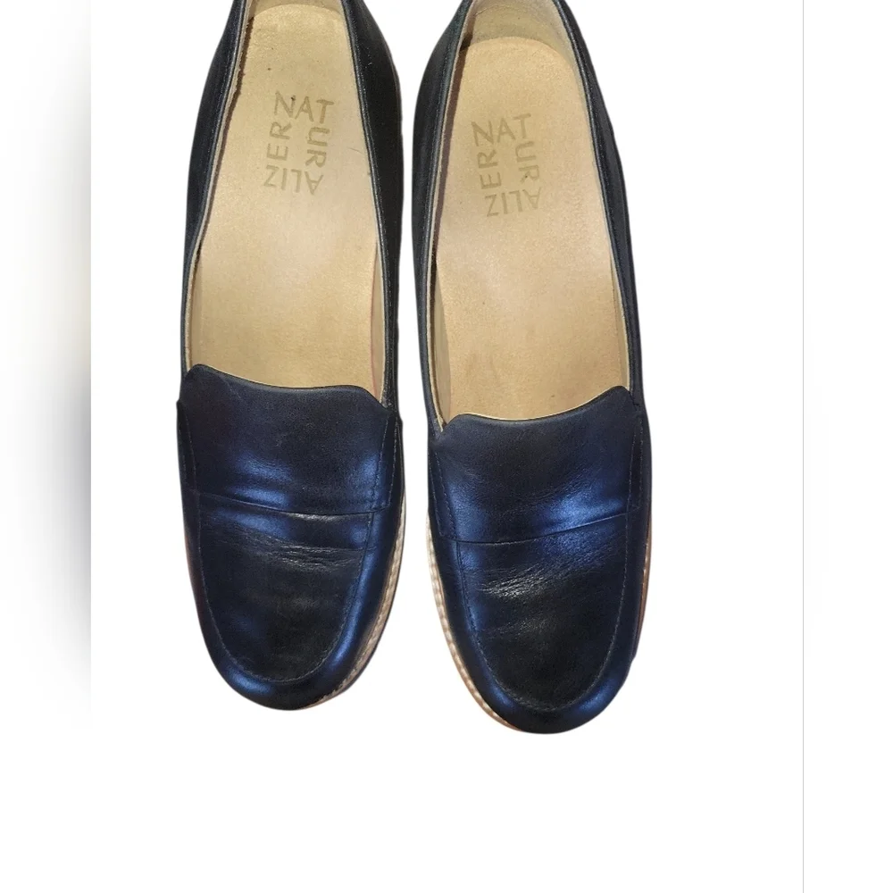 Naturalizer Women's Black Faux Leather Upper Round Toe Slip On Loafers 8M